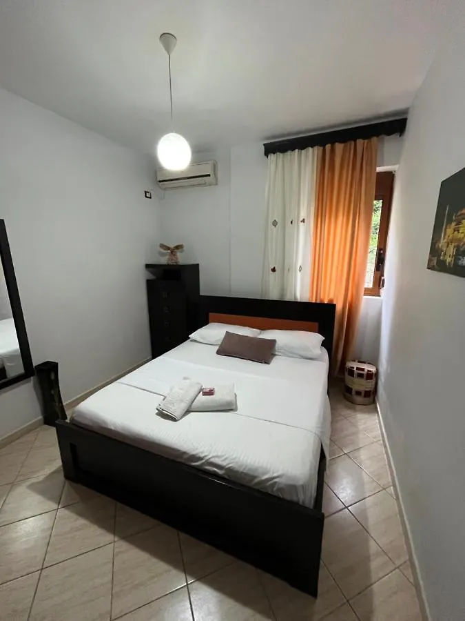 Delars Apartaments Sarande