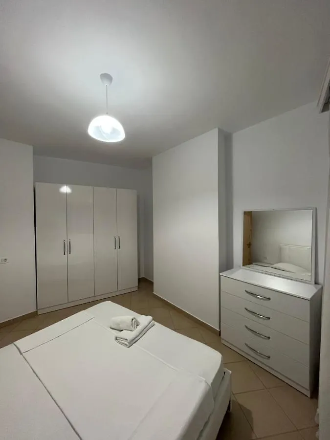 Delars Apartaments Sarande 0*,  Albania